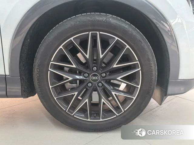Audi Q5 e-tron 2024 Белый из Китая, фото 6