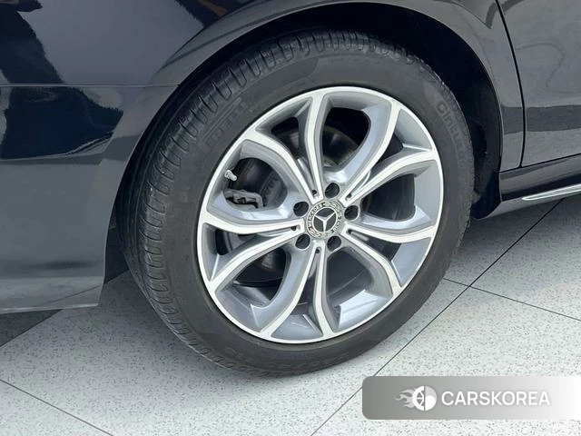 Mercedes-Benz E-class 2020 Черный из Китая, фото 6