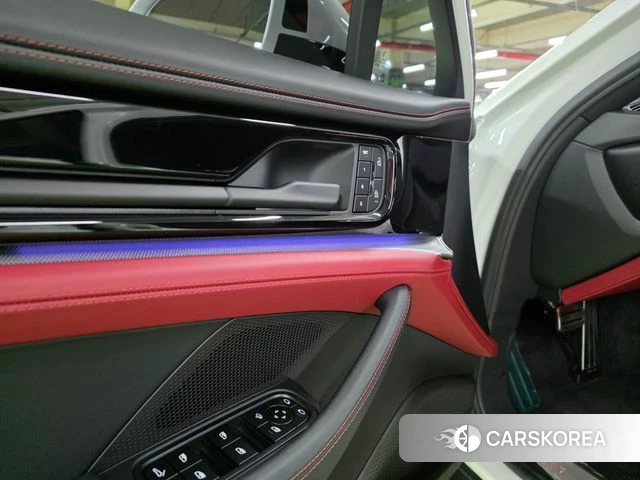 Porsche Panamera (976) 2025 Белый из Кореи, фото 6