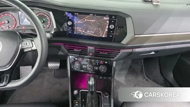 Volkswagen 7th Generation of Jetta 2021 Белый из Кореи, фото 6