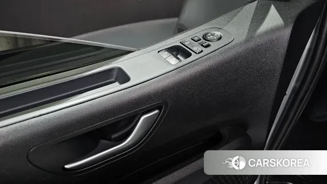 Hyundai Staria 2022 Серебристо-серый из Кореи, фото 6