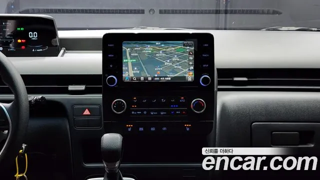 Hyundai Staria 2022 Белый из Кореи, фото 6