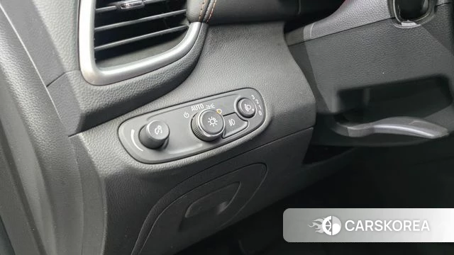 Chevrolet (GM Daewoo) The New Trax 2020 Белый из Кореи, фото 6