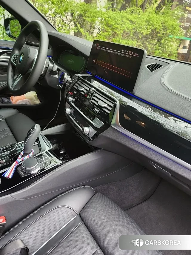 BMW 5 Series (G30) 2023 Серый из Кореи, фото 6