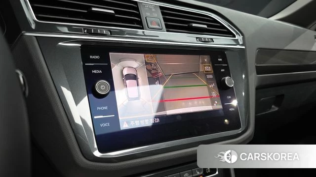 Volkswagen Tiguan second Generation 2020 Белый из Кореи, фото 6