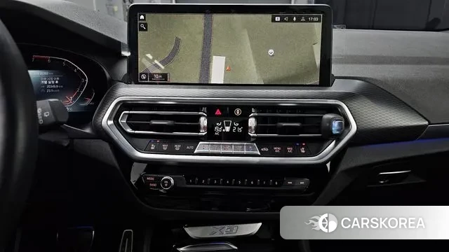 BMW X3 (G01) 2022 Светло-серебряный цвет из Кореи, фото 6