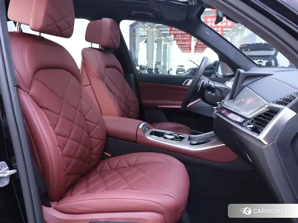 BMW X5 2026 Черный из Китая, фото 6