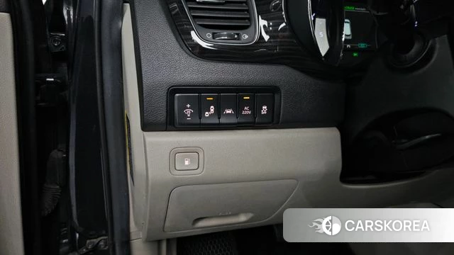 Kia The New Carnival 2019 Серый из Кореи, фото 6