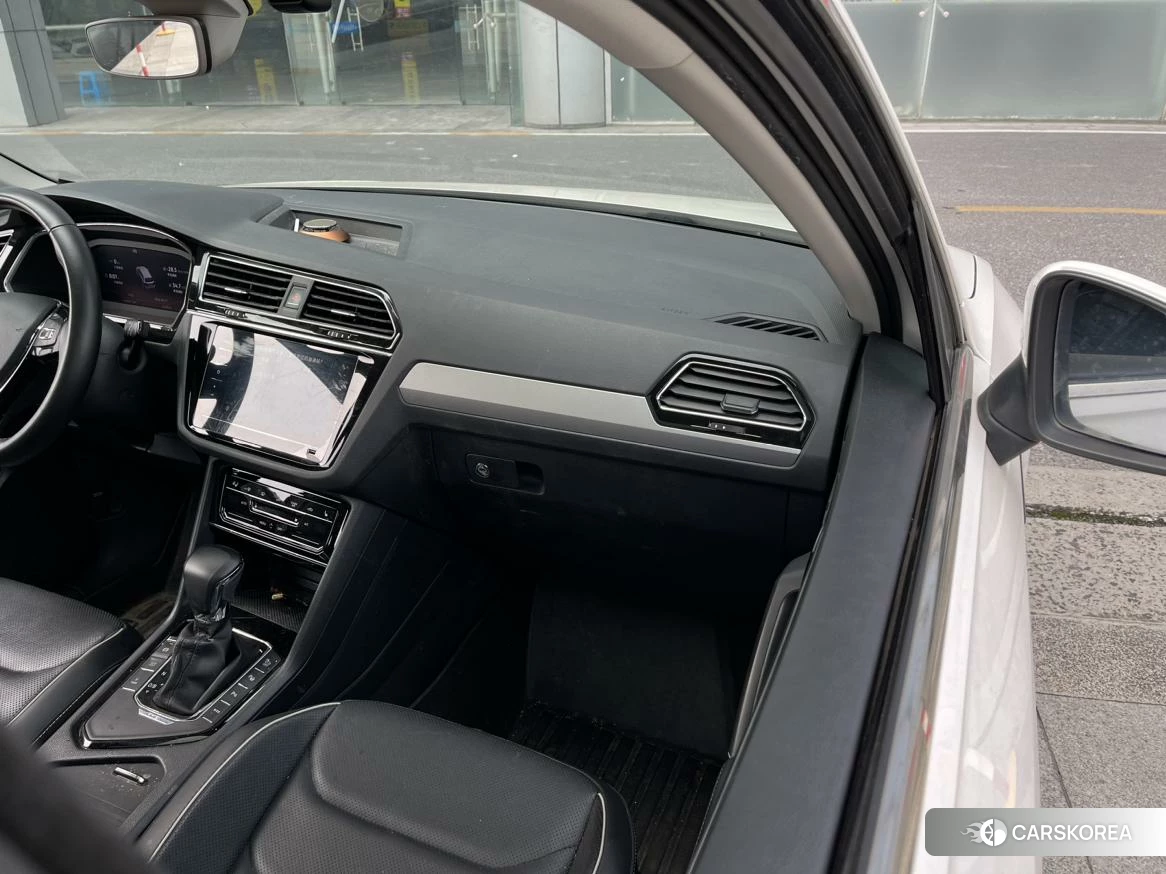 Volkswagen Tiguan L PHEV 2020 Белый из Китая, фото 6