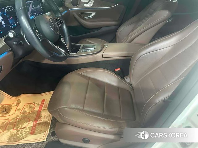 Mercedes-Benz E-Class W213 2020 Белый из Кореи, фото 6