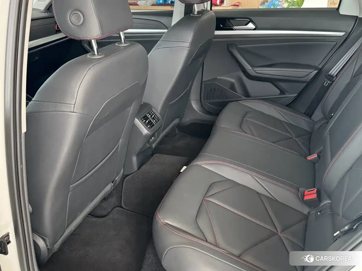 Volkswagen Lavida 2024 Белый из Китая, фото 6