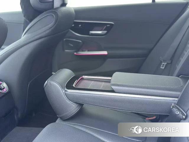 Mercedes-Benz Class C 2024 Белый из Китая, фото 6