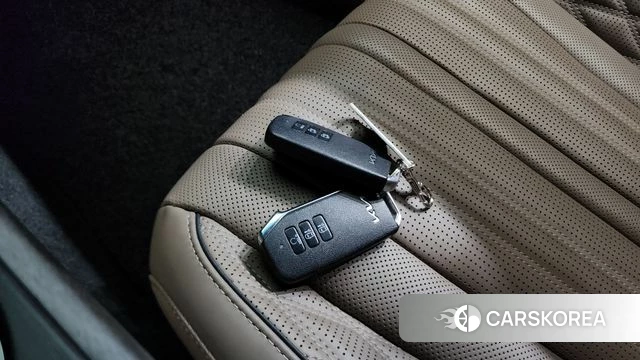 Kia K8 Hybrid 2022 Черный из Кореи, фото 6