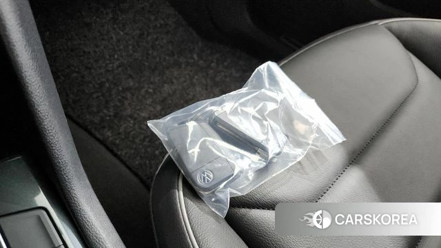 Volkswagen Tiguan second Generation 2023 Белый из Кореи, фото 6