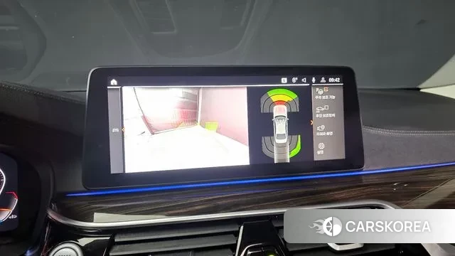 BMW 5 Series (G30) 2021 Белый из Кореи, фото 6