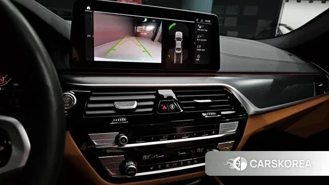 BMW 5 Series (G30) 2022 Белый из Кореи, фото 6