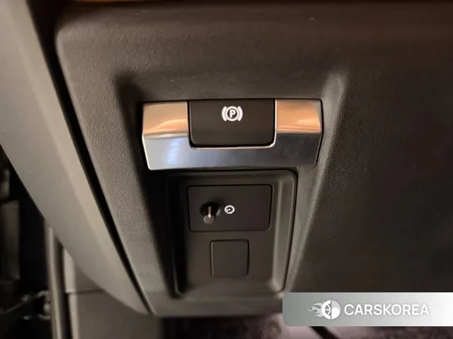 Land Rover Defender (L663) 2022 Черный из Кореи, фото 6