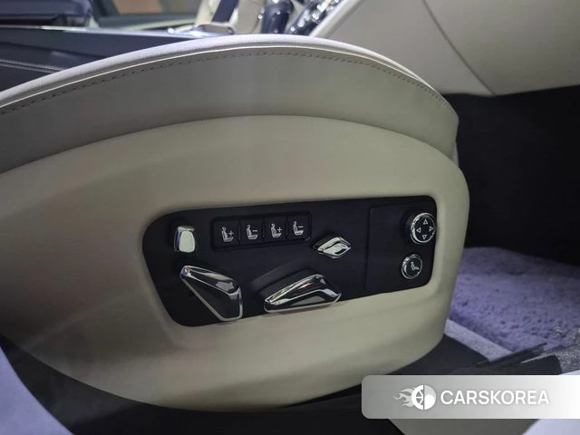 Bentley Flying Spur 3rd Generation 2023 Черный из Кореи, фото 6