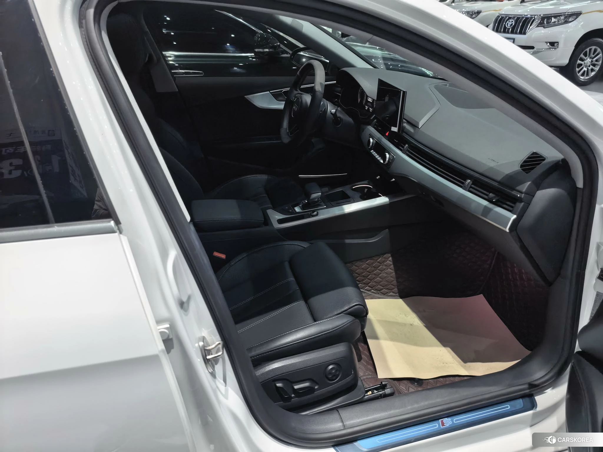 Audi A4L 2020 Белый из Китая, фото 6