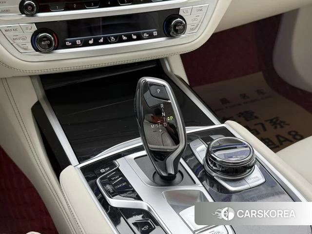 BMW 7 series 2020 Красный из Китая, фото 6