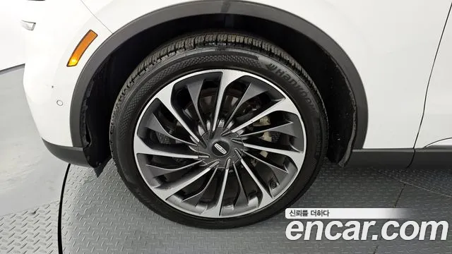 Lincoln Aviator 2nd generation 2020 Белый из Кореи, фото 6