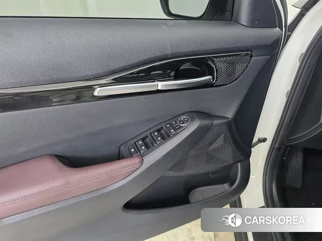 Kia Seltos 2021 Белый из Кореи, фото 6