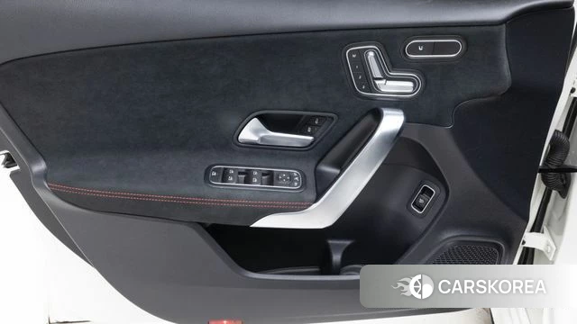 Mercedes-Benz A-Class W177 2022 Белый из Кореи, фото 6