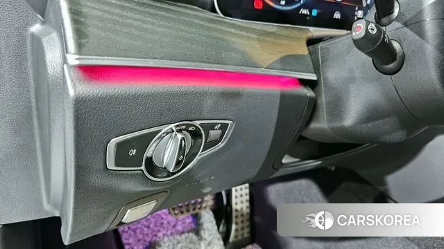 Mercedes-Benz E-Class W213 2022 Серебряный из Кореи, фото 6