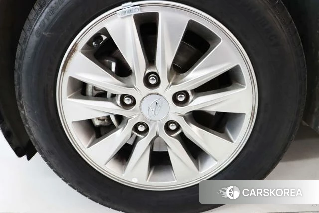 Hyundai Yuedong 2022 Белый из Китая, фото 6