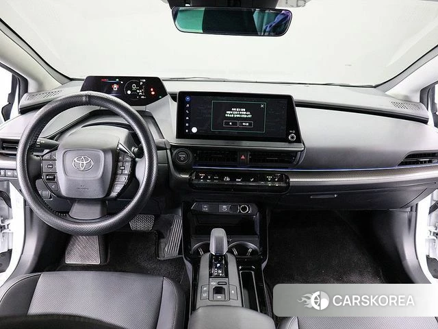 Toyota Prius 5th Generation 2025 Белый из Кореи, фото 6