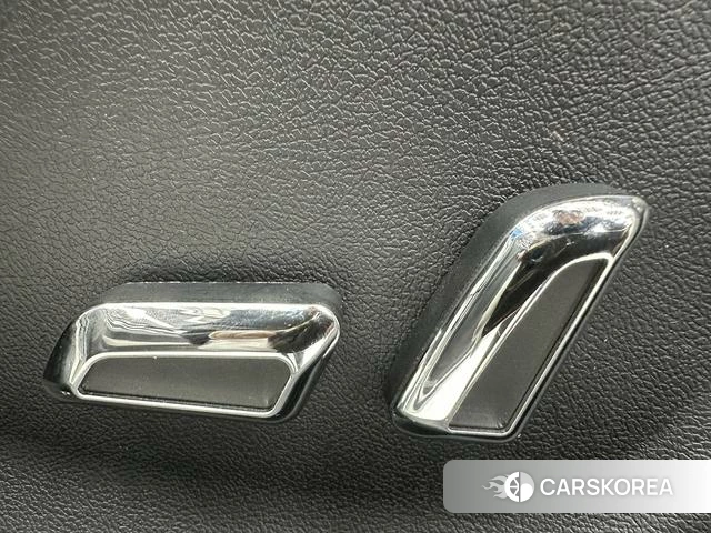 Kia K3 2023 Белый из Китая, фото 6