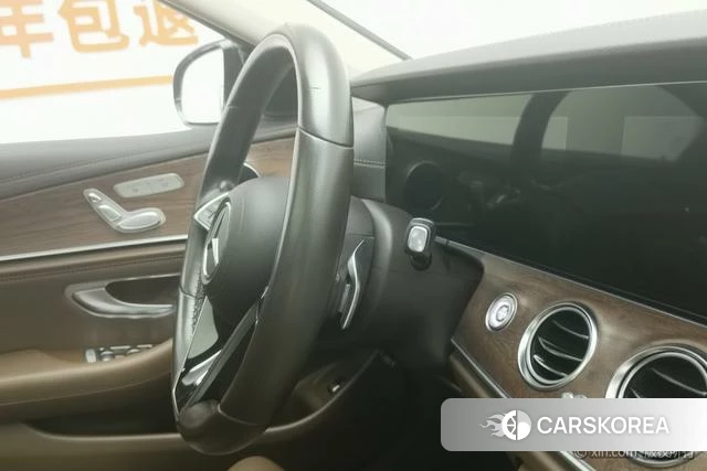 Mercedes-Benz E-class 2022 Черный из Китая, фото 6