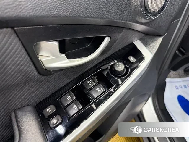 Ssangyong New Style Korando C 2019 Серебряный из Кореи, фото 6