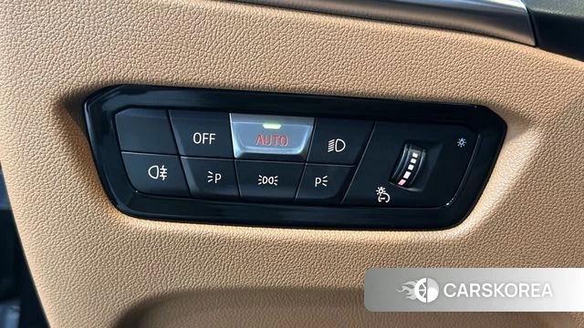 BMW 3 Series (G20) 2025 Черный из Кореи, фото 6