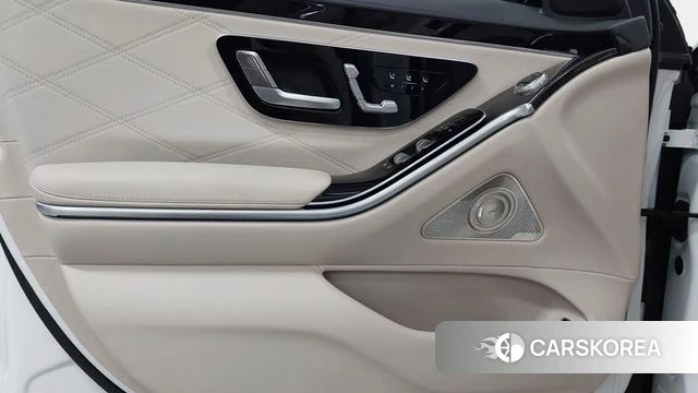 Mercedes-Benz S-Class W222 2025 Белый из Кореи, фото 6