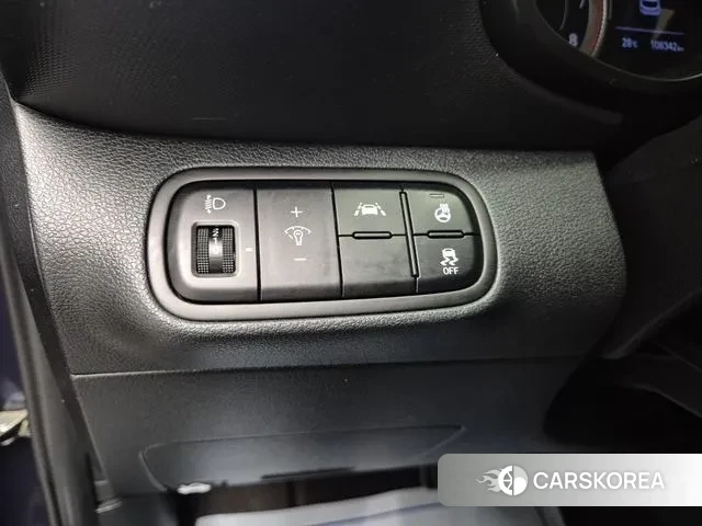 Hyundai Venue 2021 Синий из Кореи, фото 6