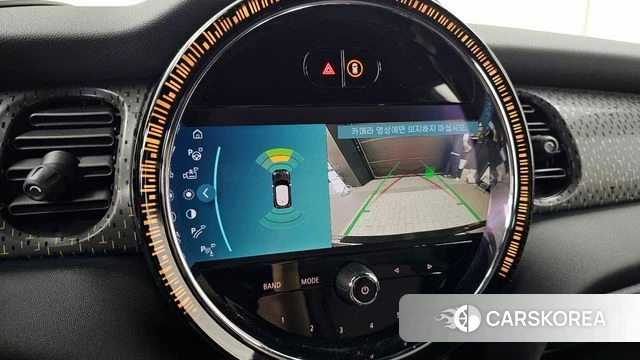 Mini Cooper Electric 2023 Черный из Кореи, фото 6