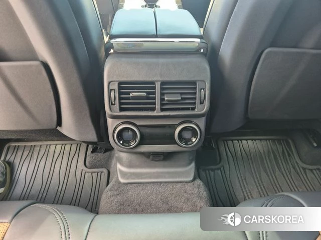 Land Rover Range Rover Velar 2025 Белый из Кореи, фото 6