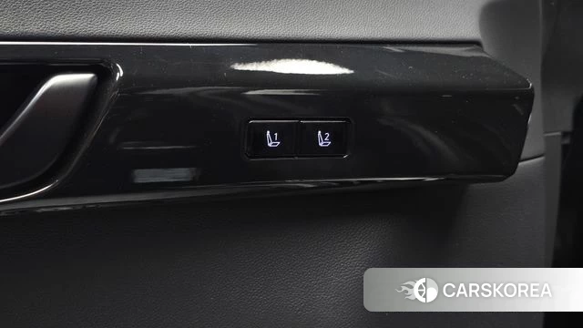 Hyundai Grandeur Hybrid (GN7) 2022 Черный из Кореи, фото 6