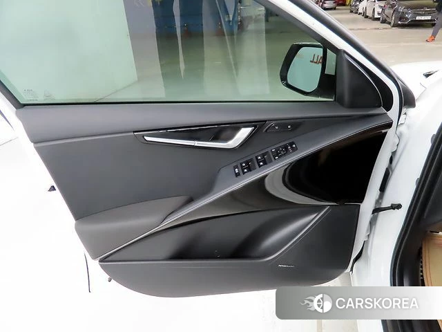 Kia Di Ol Nu Niro 2023 Белый из Кореи, фото 6