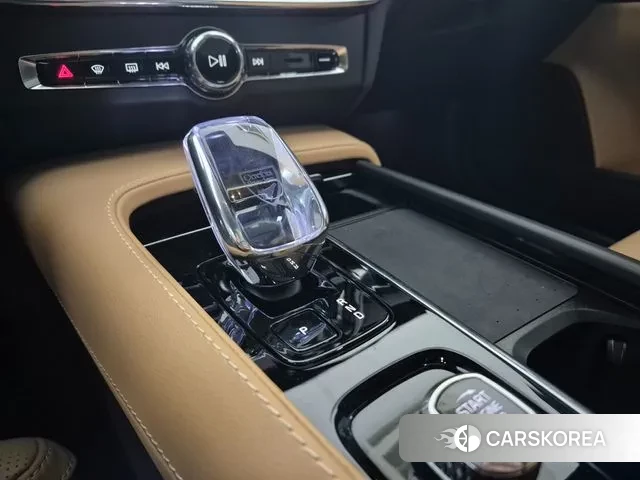 Volvo V90 Cross-Country 2025 Белый из Кореи, фото 6