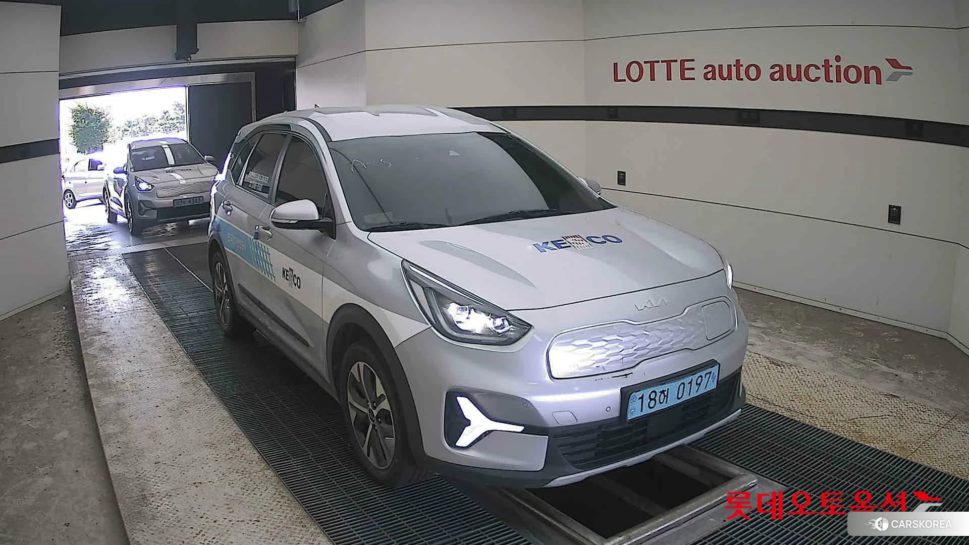 Kia Niro Plus 2023 Sparkling Silver из Кореи, фото 6
