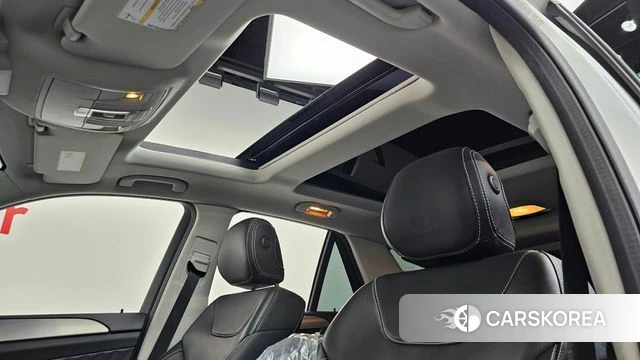 Mercedes-Benz GLE - Class W166 2018 Белый из Кореи, фото 6