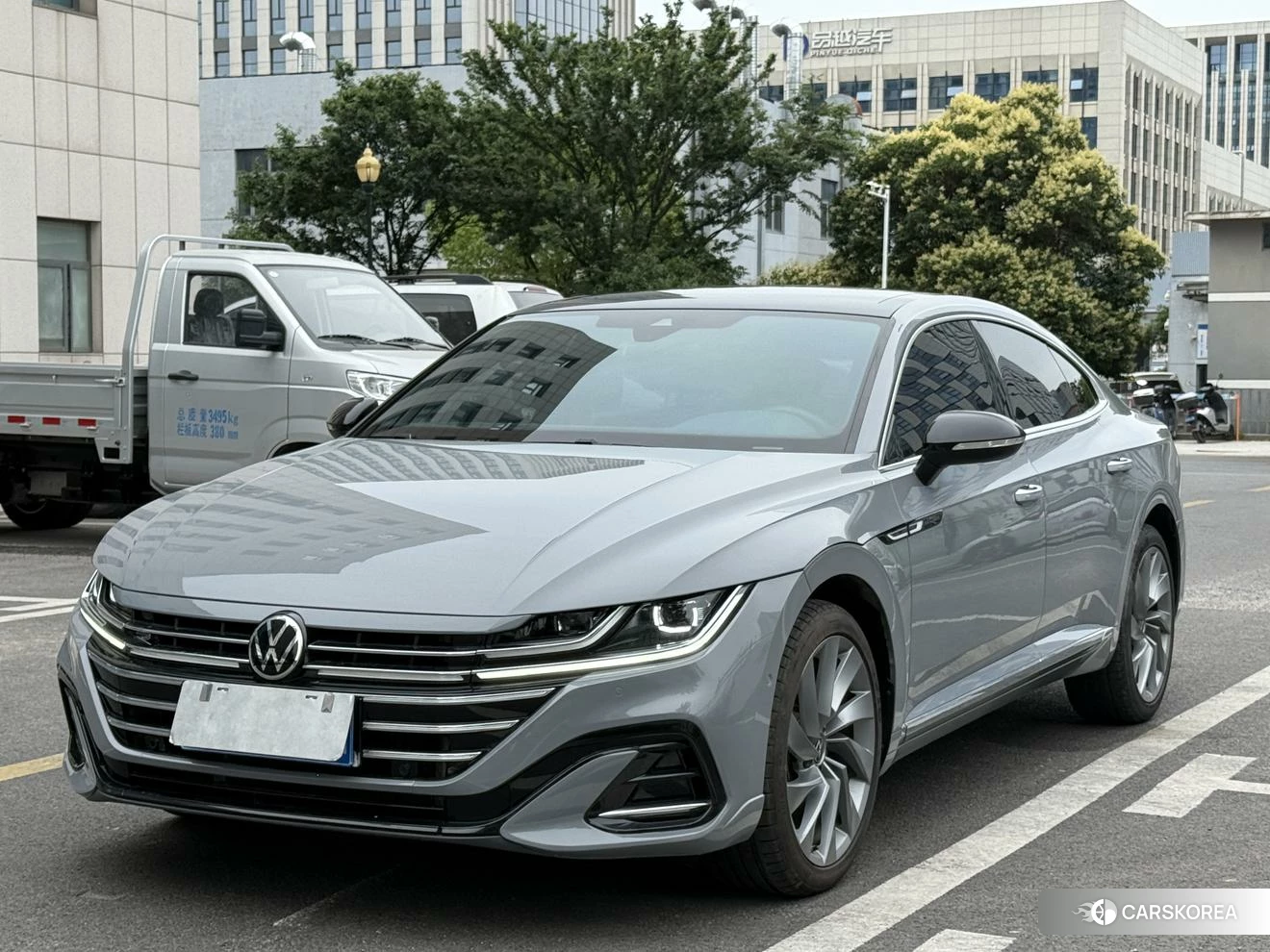 Volkswagen CC 2022 Темно-серый из Китая, фото 6
