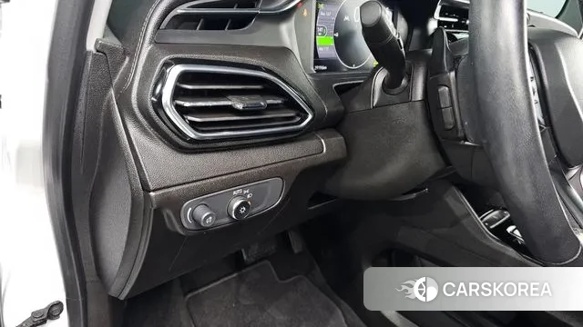 Chevrolet (GM Daewoo) New Bolt EV 2022 Белый из Кореи, фото 6