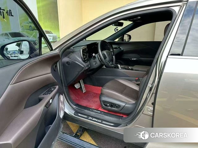 Lexus RX 2024 Серебристо-серый из Китая, фото 6