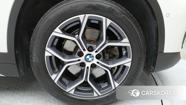 BMW X1 (F48) 2021 Белый из Кореи, фото 6