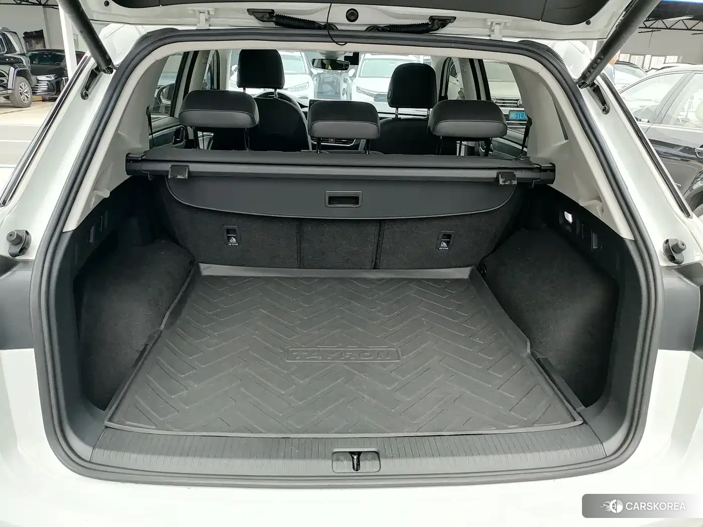 Volkswagen Tayron 2023 Белый из Китая, фото 6