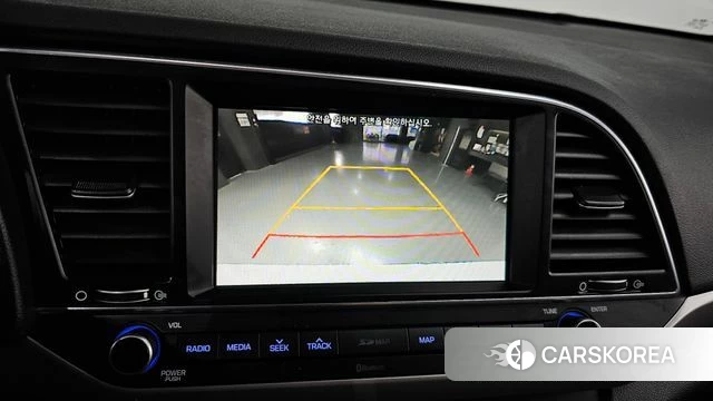 Hyundai Avante AD 2018 Белый из Кореи, фото 6