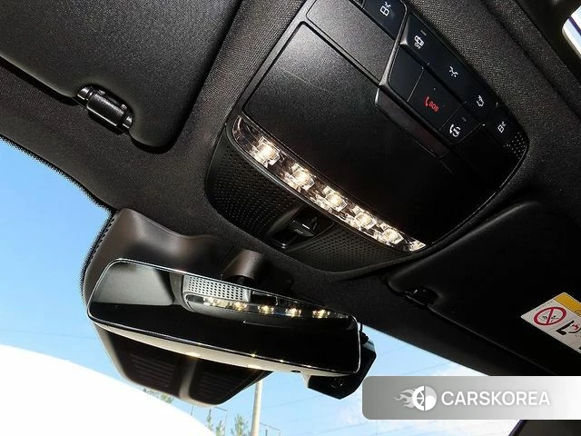 Mercedes-Benz GLC-Class X253 2021 Белый из Кореи, фото 6